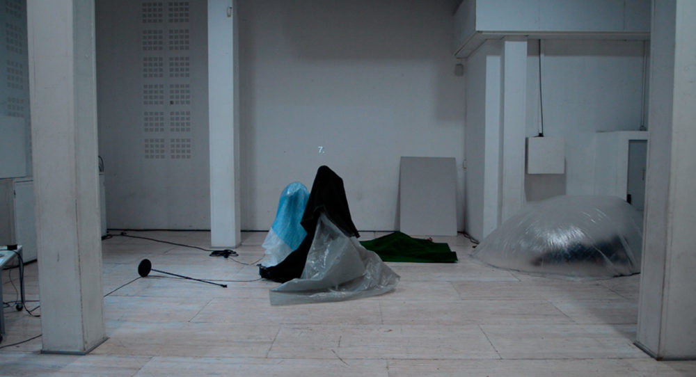 Pauline Brun / ENCORE SANS TITRE • Performance • 2014, ICI-CCN (Montpellier)