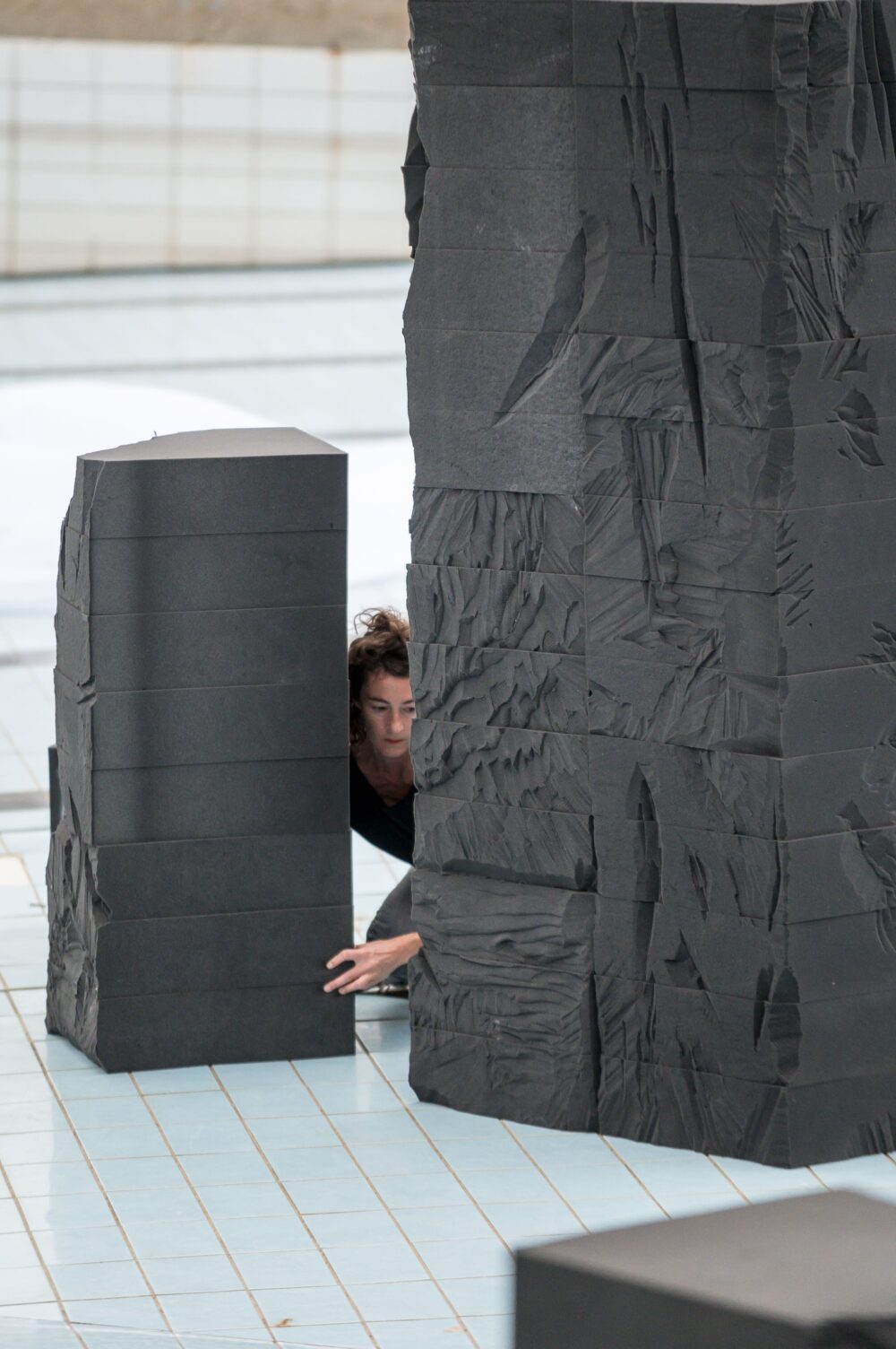 Pauline Brun / EN RECONNAISSANCE • Scénographie, Interprétation • CRÉATION DE GAETAN RUSQUET